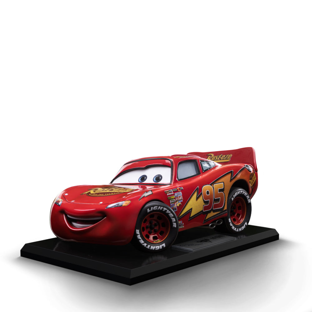 Cars Lightning McQueen 1:10 Scale Statue